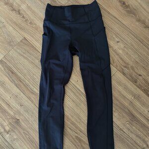 NWOT Fabletics Black Leggings with side pockets